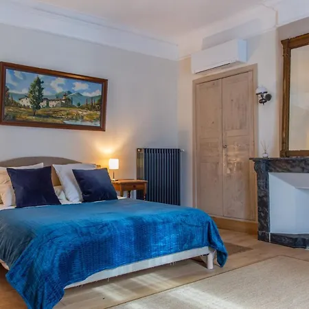 Luxurious Character House In The Heart Of Roujan